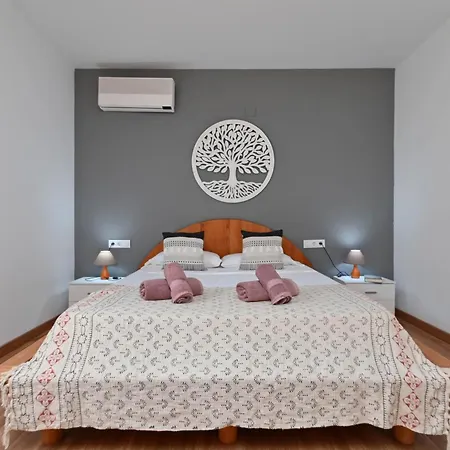 Holiday home Dulce Cala Baladrar *