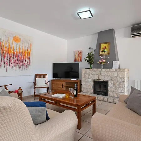 Holiday home Dulce Cala Baladrar